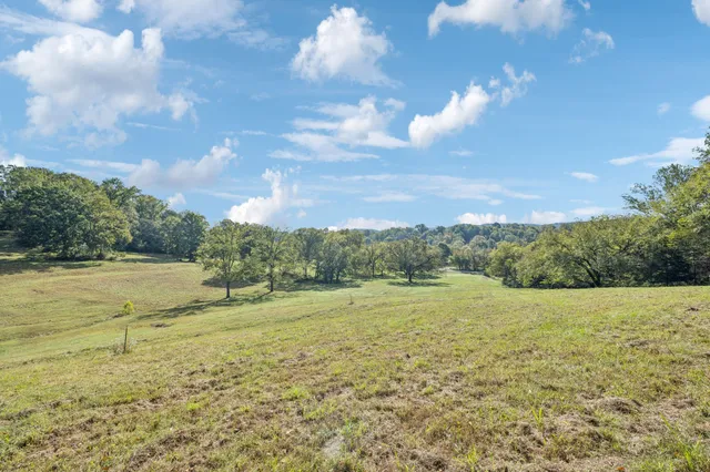 $985,000 | 6628 Bethesda-Arno Road, Thompson's Station, TN 37179