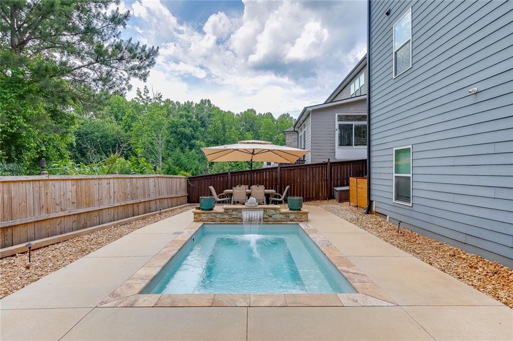 4923 Stone Way Path Buford, GA 30519 - Photo 9 of 15