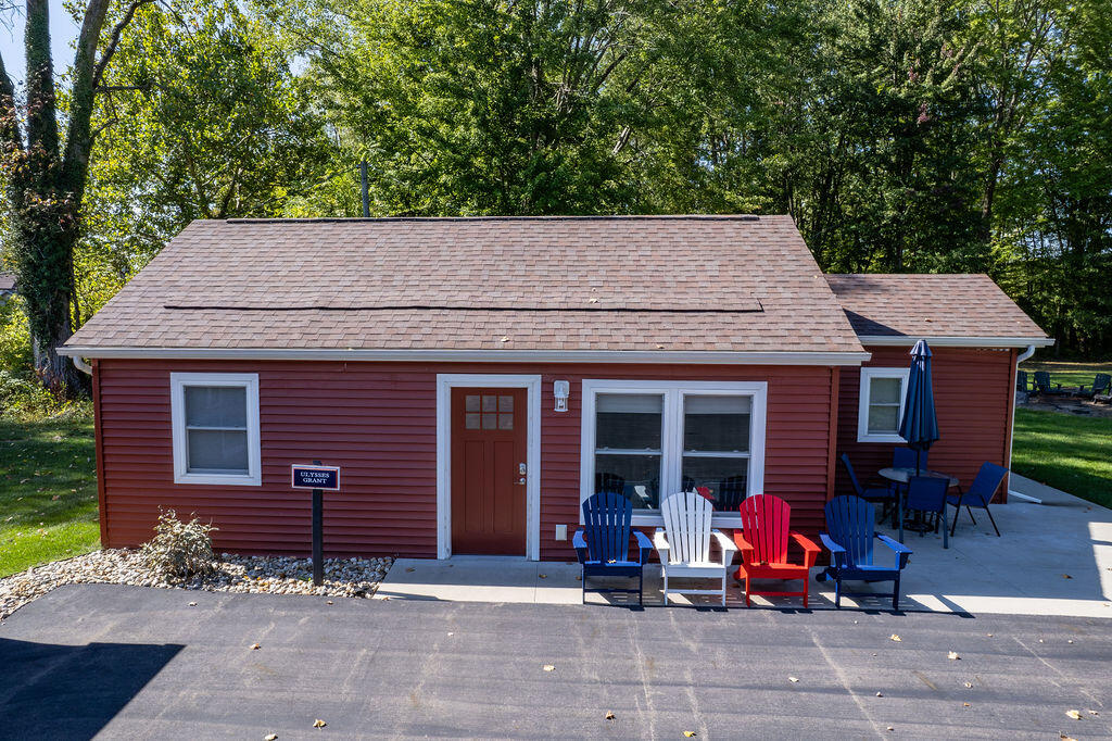 5568 Paw Paw Lake Road Coloma, MI 49038 - Photo 1 of 49 5566PawPawLakeRd