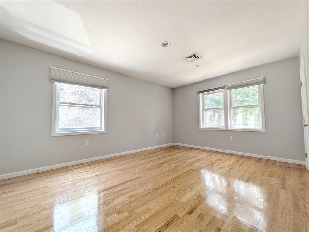 30 Cameron Street, Unit 7 Brookline, MA 02445 - Photo 9 of 14