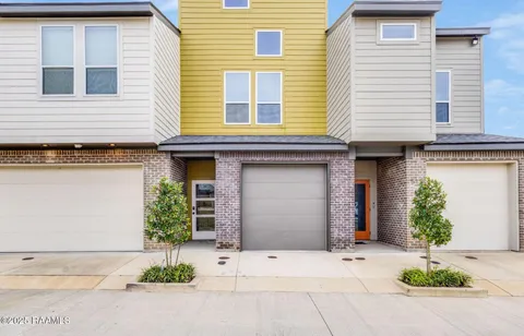 $205,000 | 511 Highland Park Lane, Lafayette, LA 70508