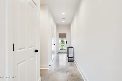 $205,000 | 511 Highland Park Lane, Lafayette, LA 70508