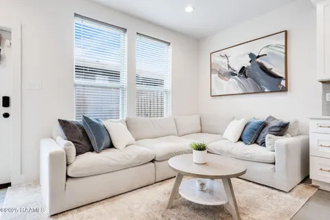 $205,000 | 511 Highland Park Lane, Lafayette, LA 70508