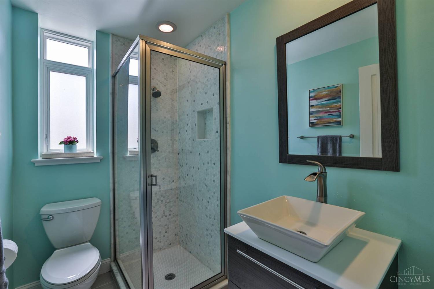 2380 Madison Road, Unit E1A Cincinnati, OH 45208 - Photo 21 of 27 Gallery Image 21