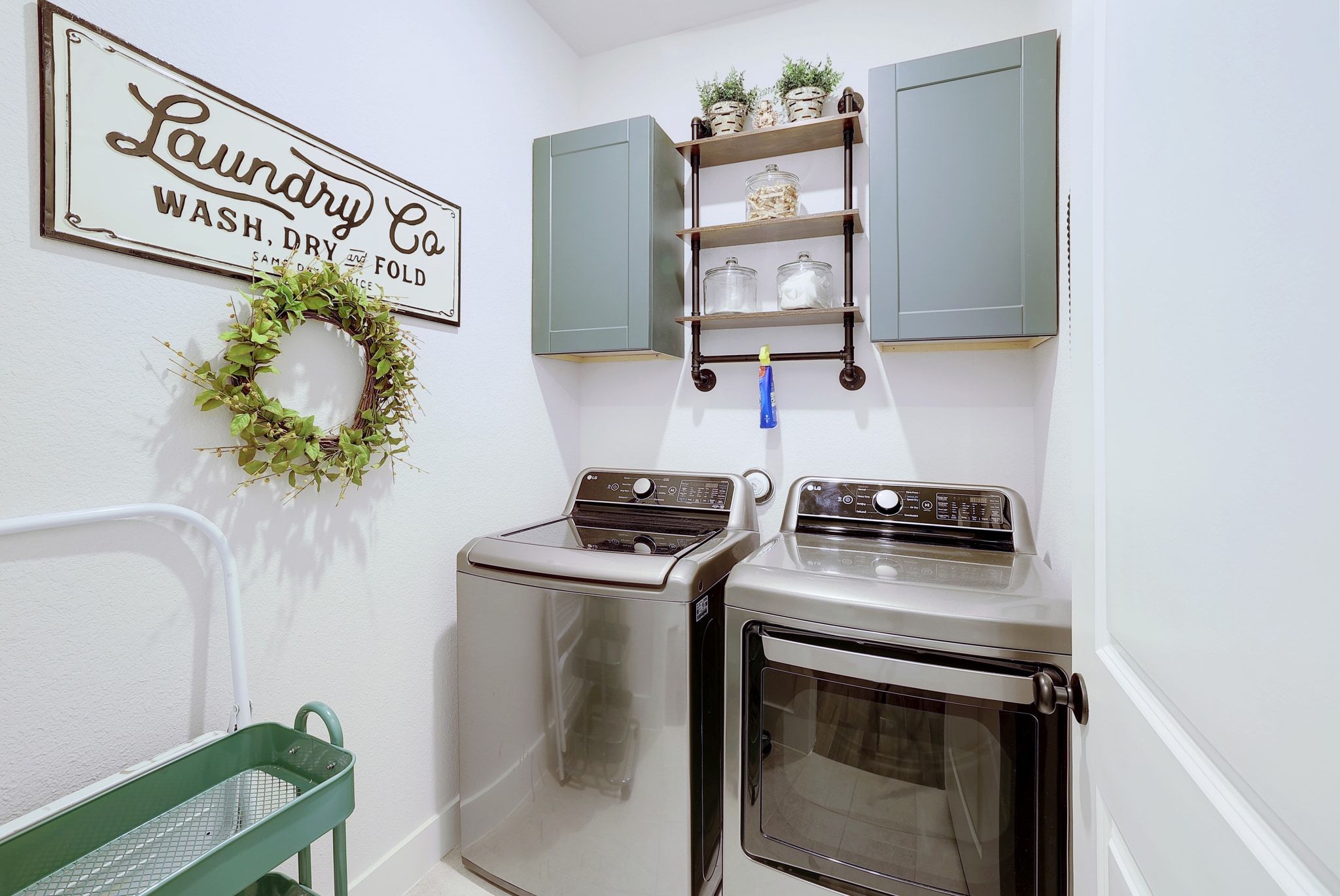 1304 Highcrest Georgetown, TX 78628 - Photo 27 of 32 a white stove top oven sitting inside of a kitchen