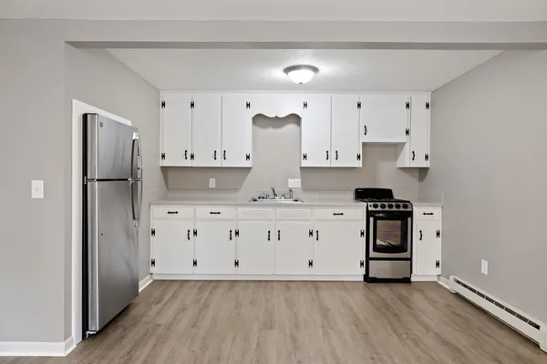 $1,295 | 66 Myrtle Street, Unit 22, Claremont, NH 03743