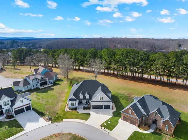 $1,525,000 | 71 SLALOM Circle, Winchester, TN 37398