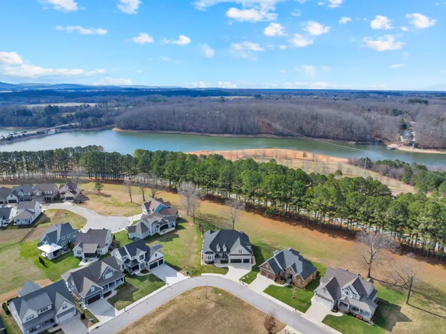 $1,525,000 | 71 SLALOM Circle, Winchester, TN 37398