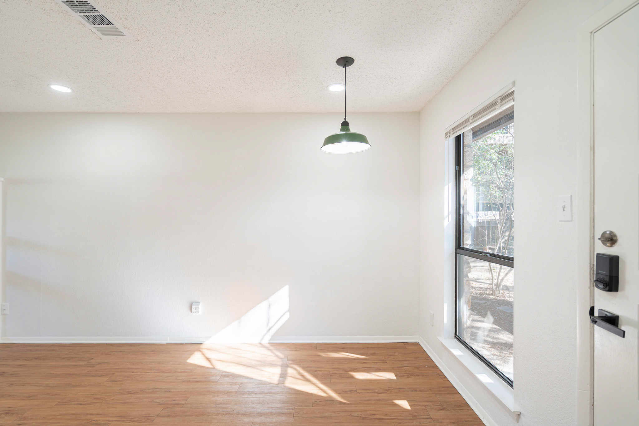 4701 Red River Street, Unit 102 Austin, TX 78751 - Photo 7 of 14