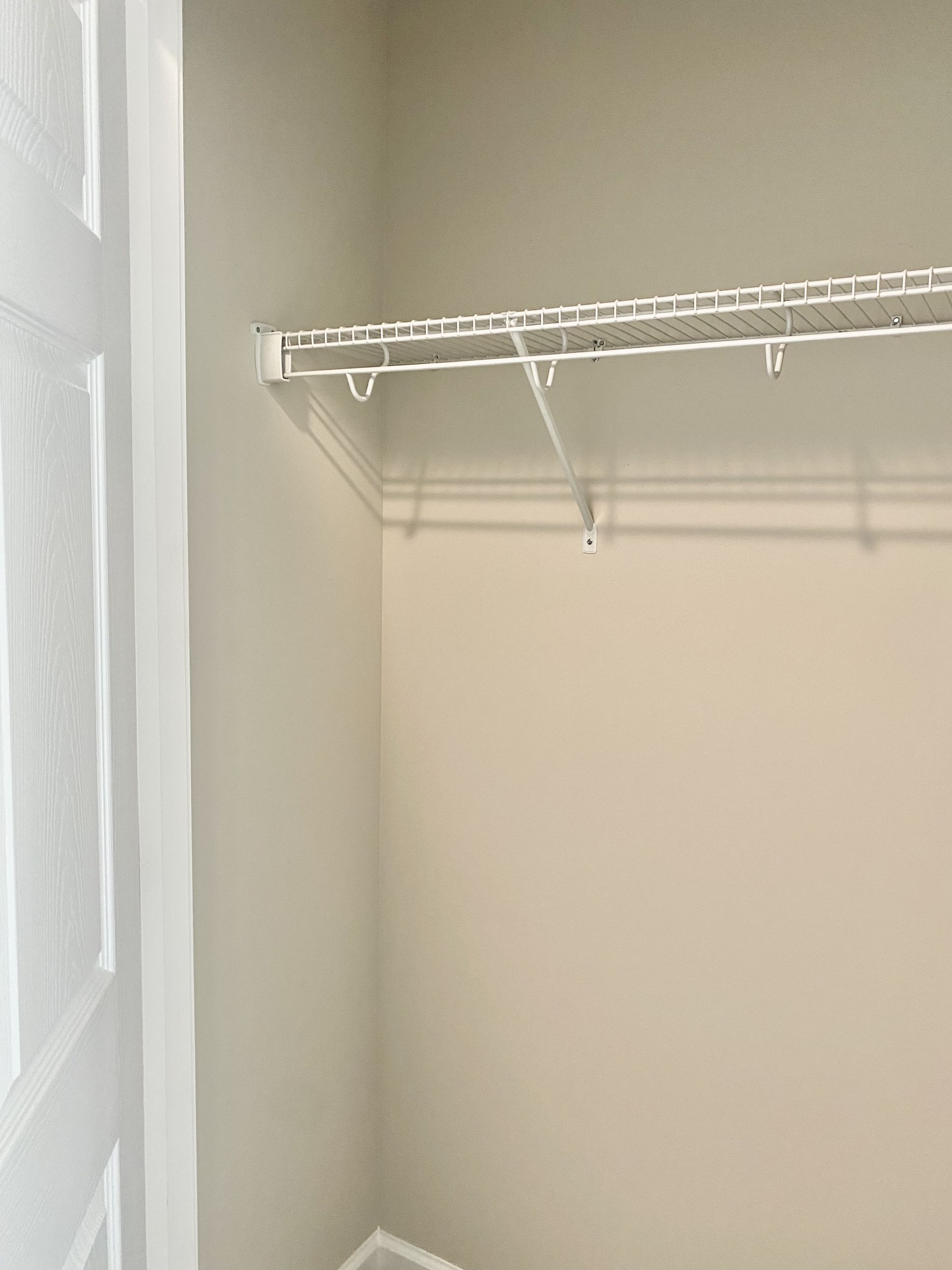 943 Center Road, Unit A Clarksville, TN 37042 - Photo 15 of 23 a close view of closet