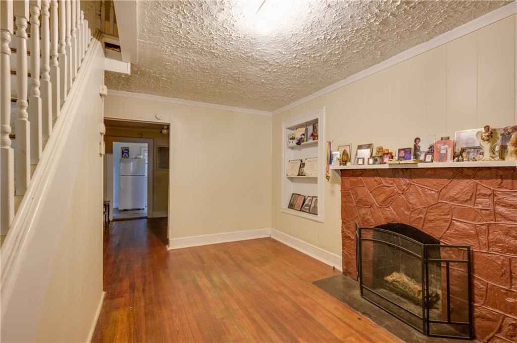 2720 Randall Street Atlanta, GA 30344 - Photo 3 of 14