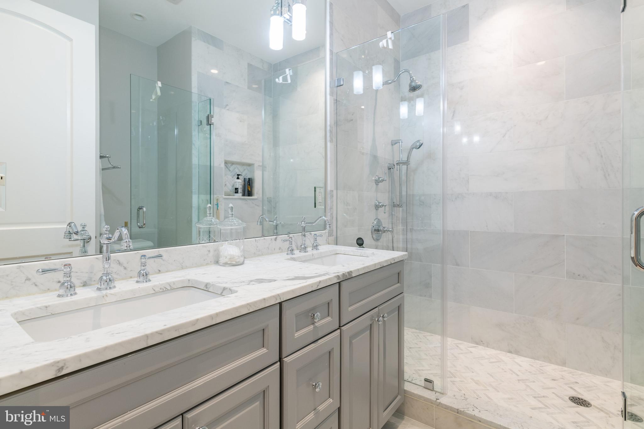 448 M Street Northwest, Unit 1 Washington, DC 20001 - Photo 20 of 33 Primary bathroom