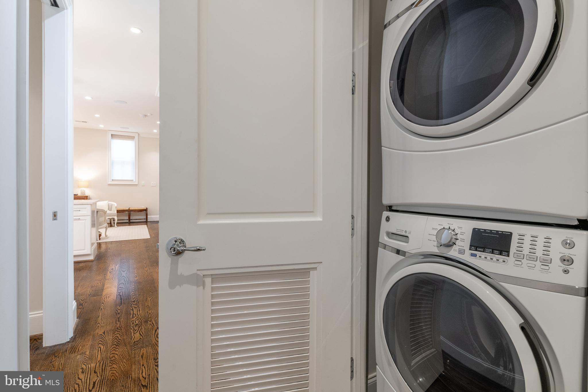 448 M Street Northwest, Unit 1 Washington, DC 20001 - Photo 28 of 33