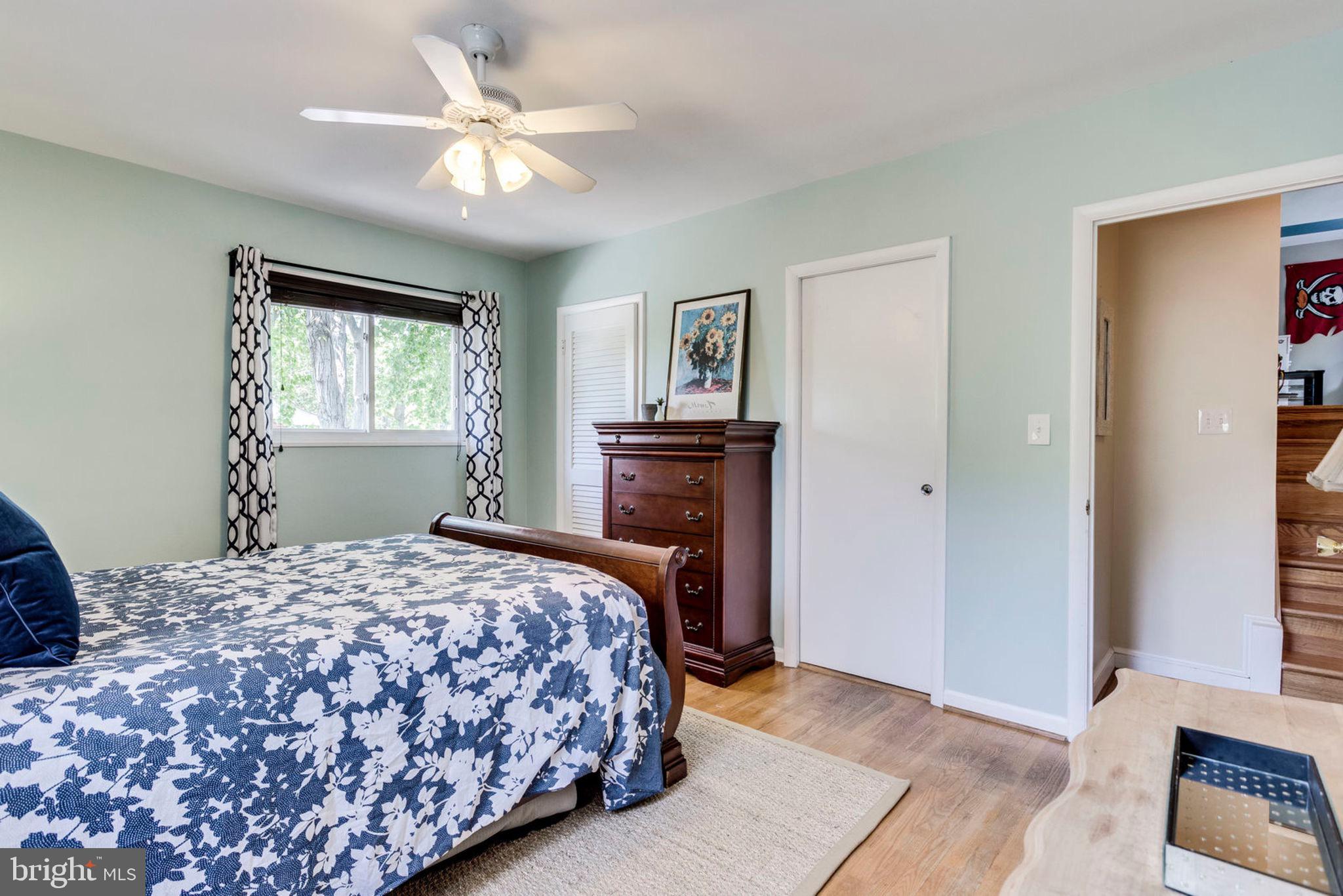 3002 Farm Road Alexandria, VA 22302 - Photo 20 of 40 Master suite