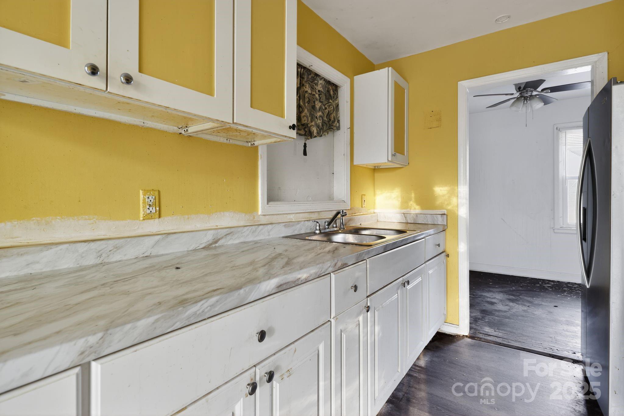 3116 Truman Street Columbia, SC 29204 - Photo 22 of 34 a bathroom with a sink and a mirror