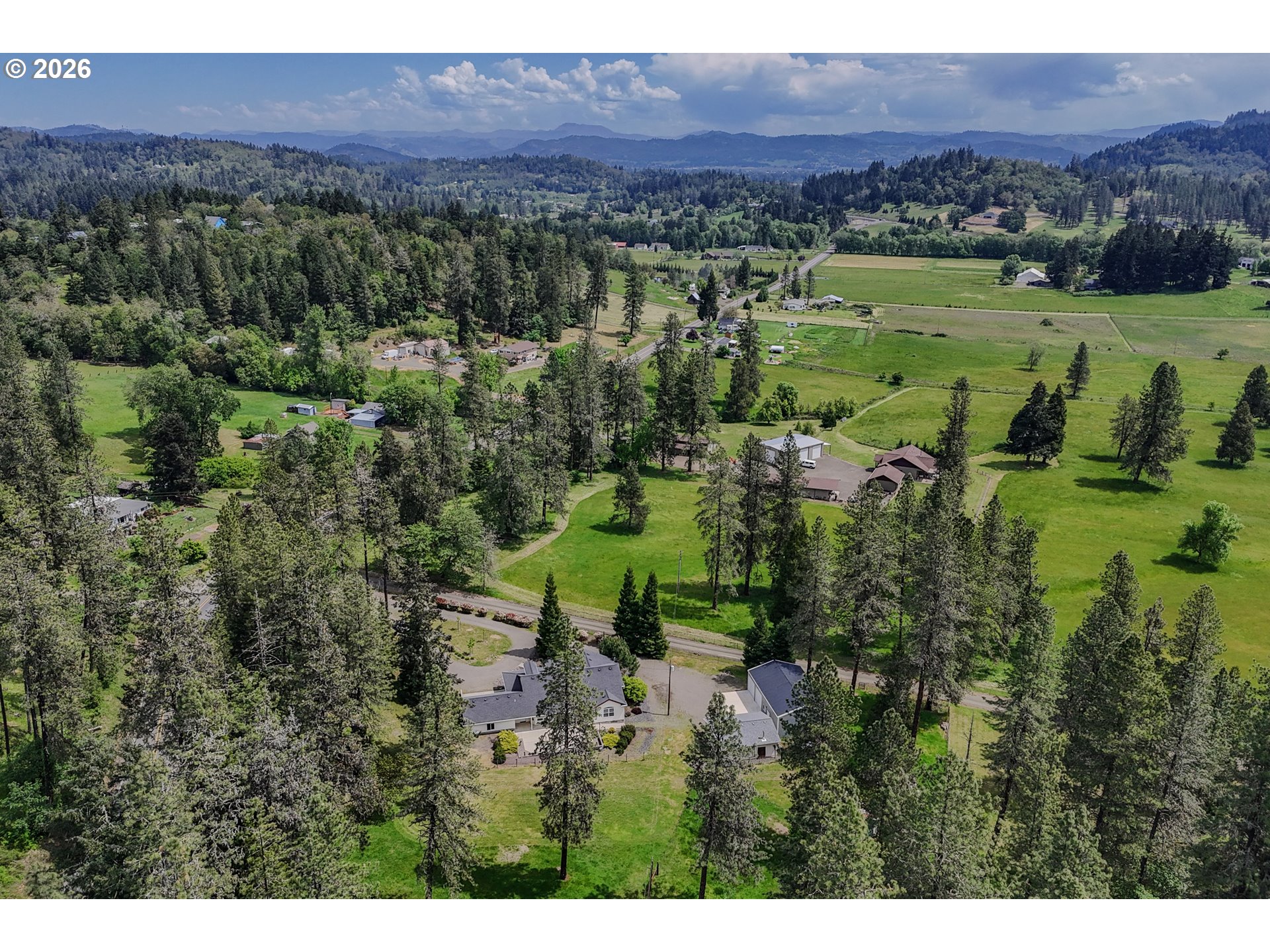 982 Doerner Road Roseburg, OR 97471 - Photo 47 of 48 Drone View/UAV