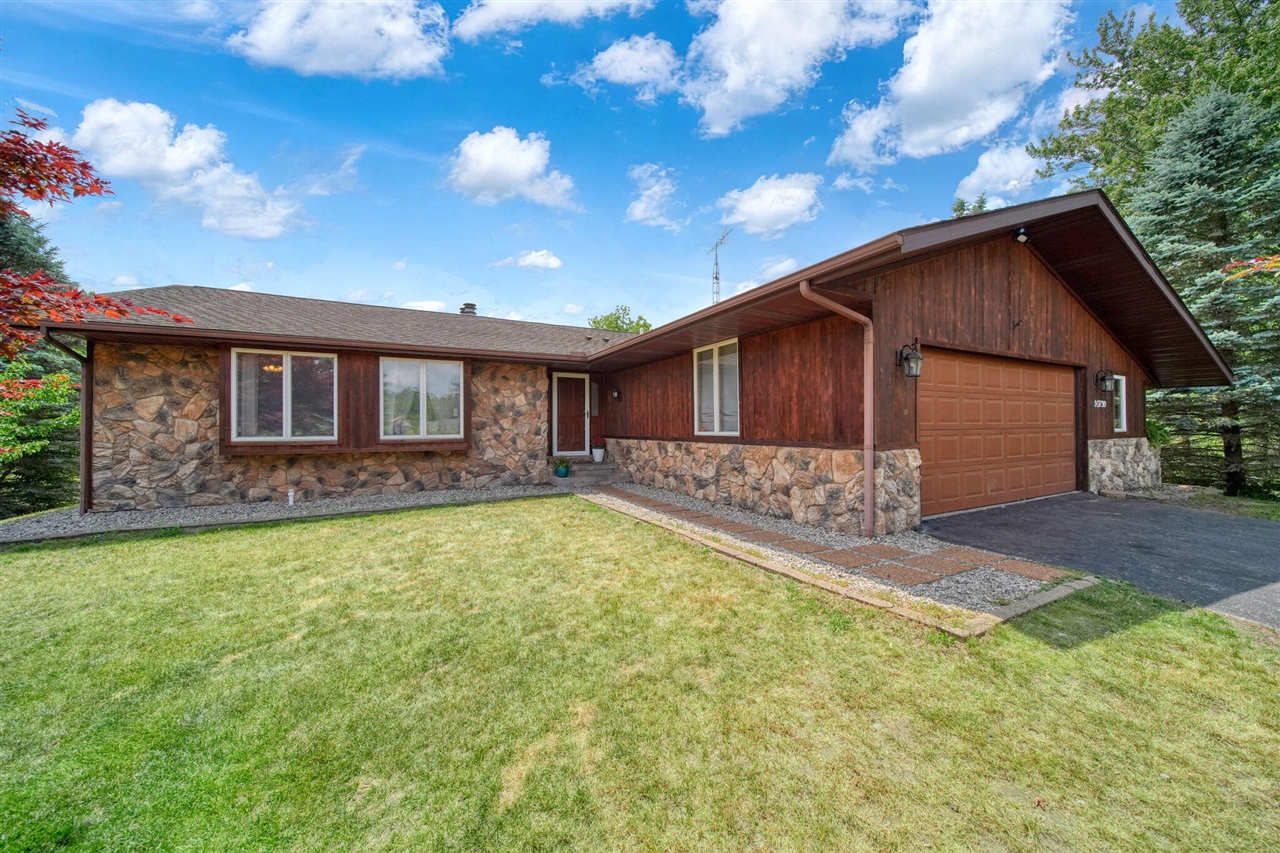 10799 Austin Road Brooklyn, MI 49230 - Photo 1 of 65