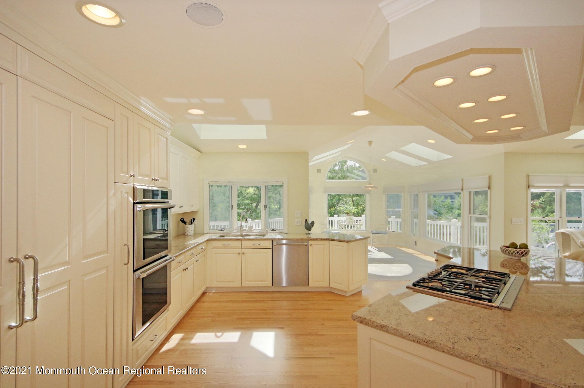 96 Lippincott Road Little Silver, NJ 07739 - Photo 11 of 61 Kitchen
