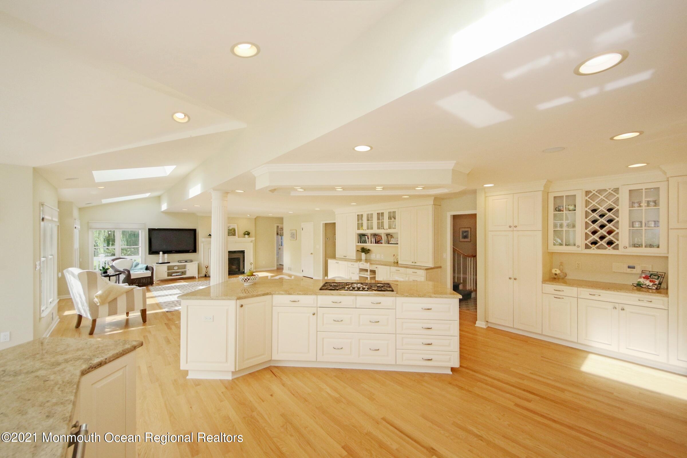 96 Lippincott Road Little Silver, NJ 07739 - Photo 14 of 61 Kitchen