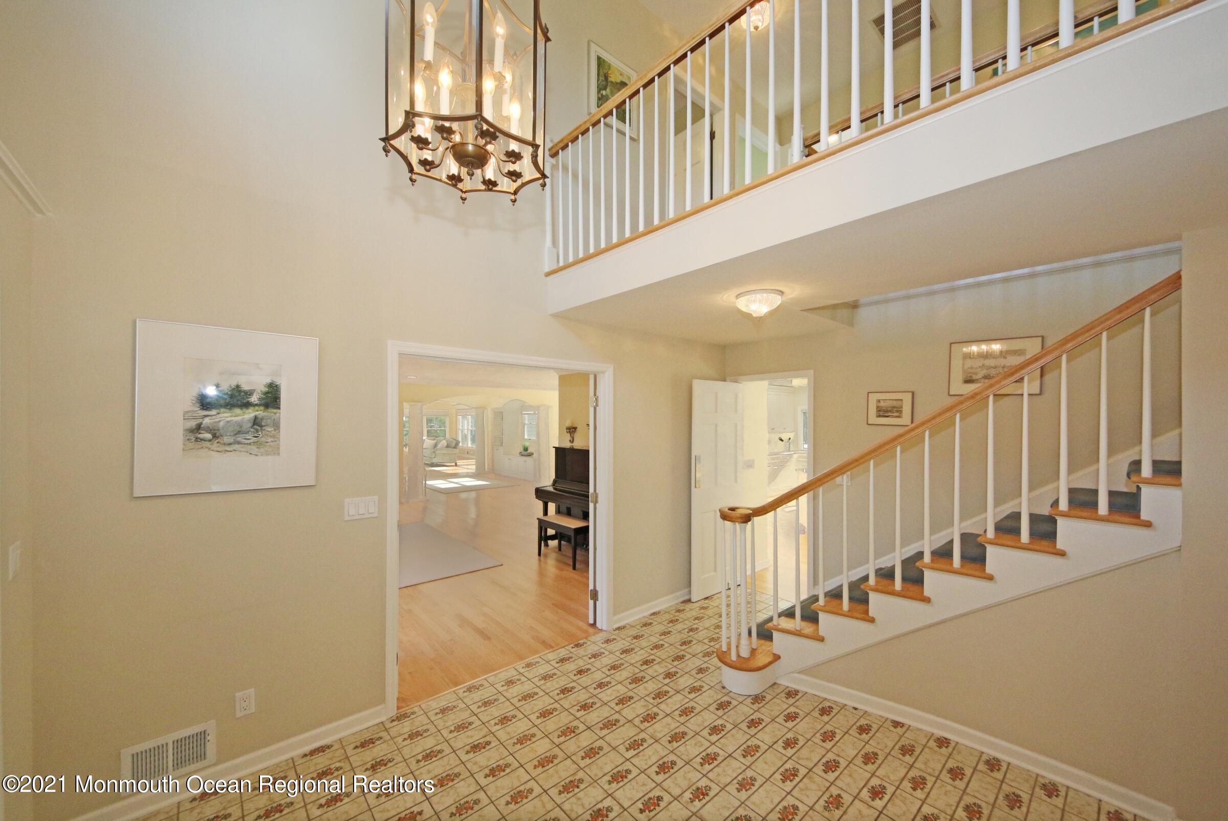 96 Lippincott Road Little Silver, NJ 07739 - Photo 19 of 61 2-Story Foyer