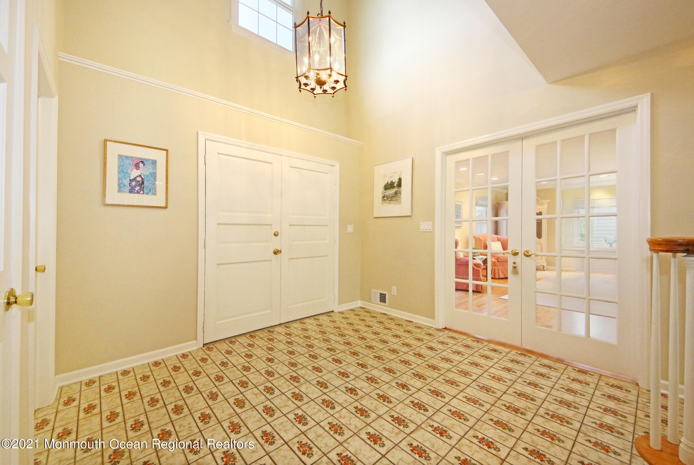 96 Lippincott Road Little Silver, NJ 07739 - Photo 20 of 61 2-Story Foyer