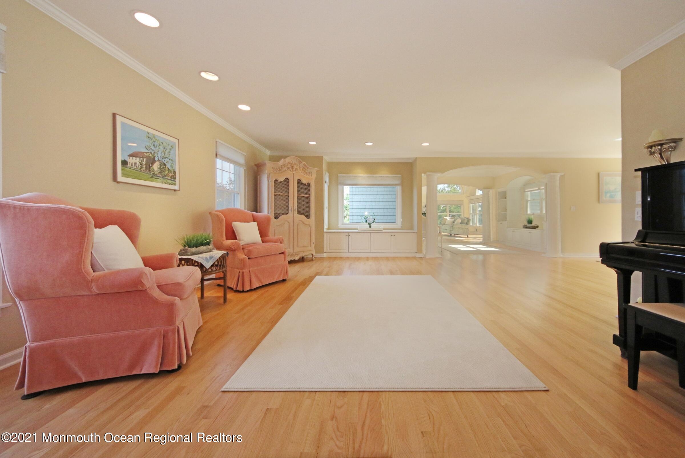 96 Lippincott Road Little Silver, NJ 07739 - Photo 22 of 61 Living Room