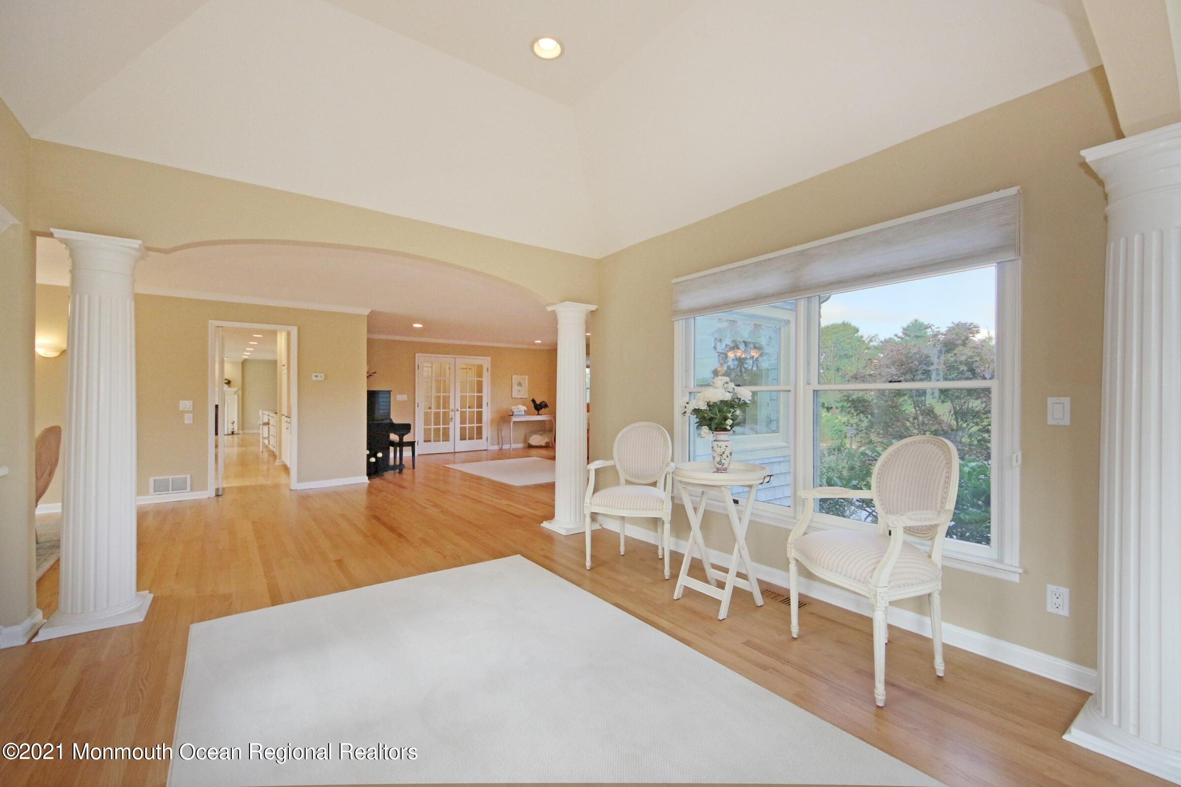 96 Lippincott Road Little Silver, NJ 07739 - Photo 27 of 61 Grandeur Foyer