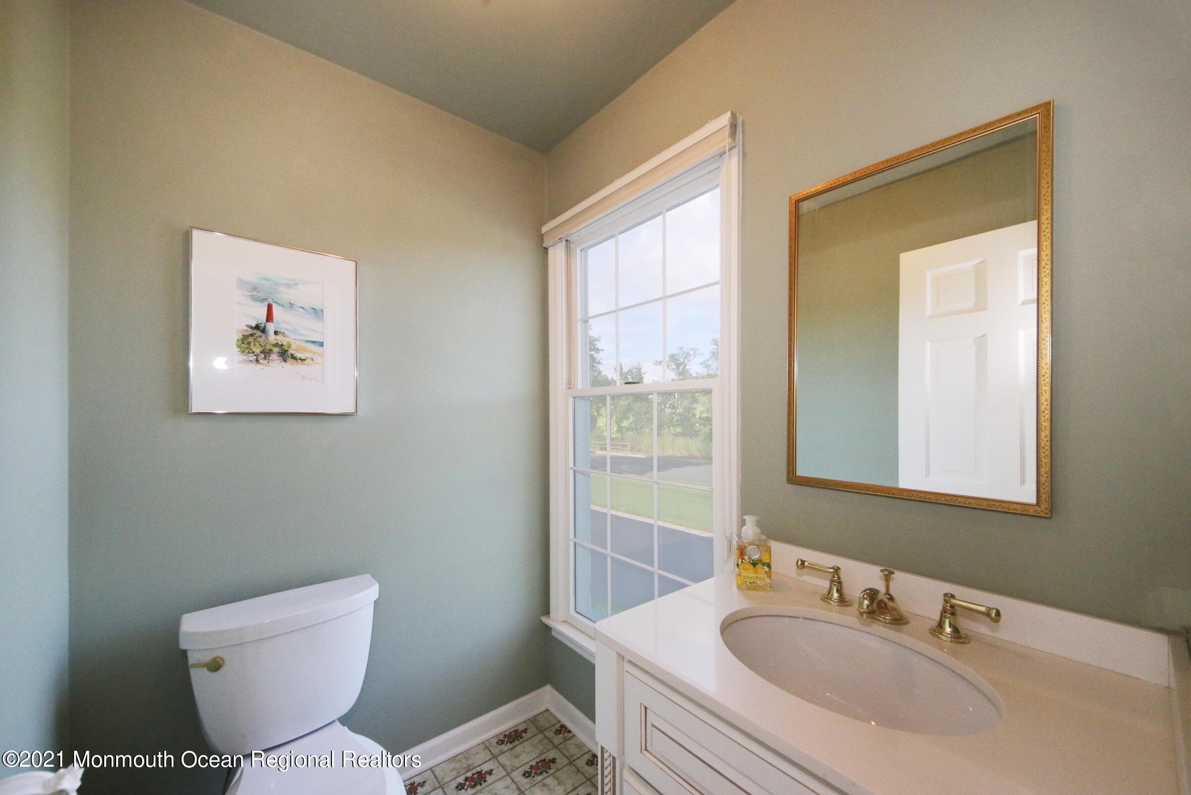 96 Lippincott Road Little Silver, NJ 07739 - Photo 50 of 61 1st fl powder room