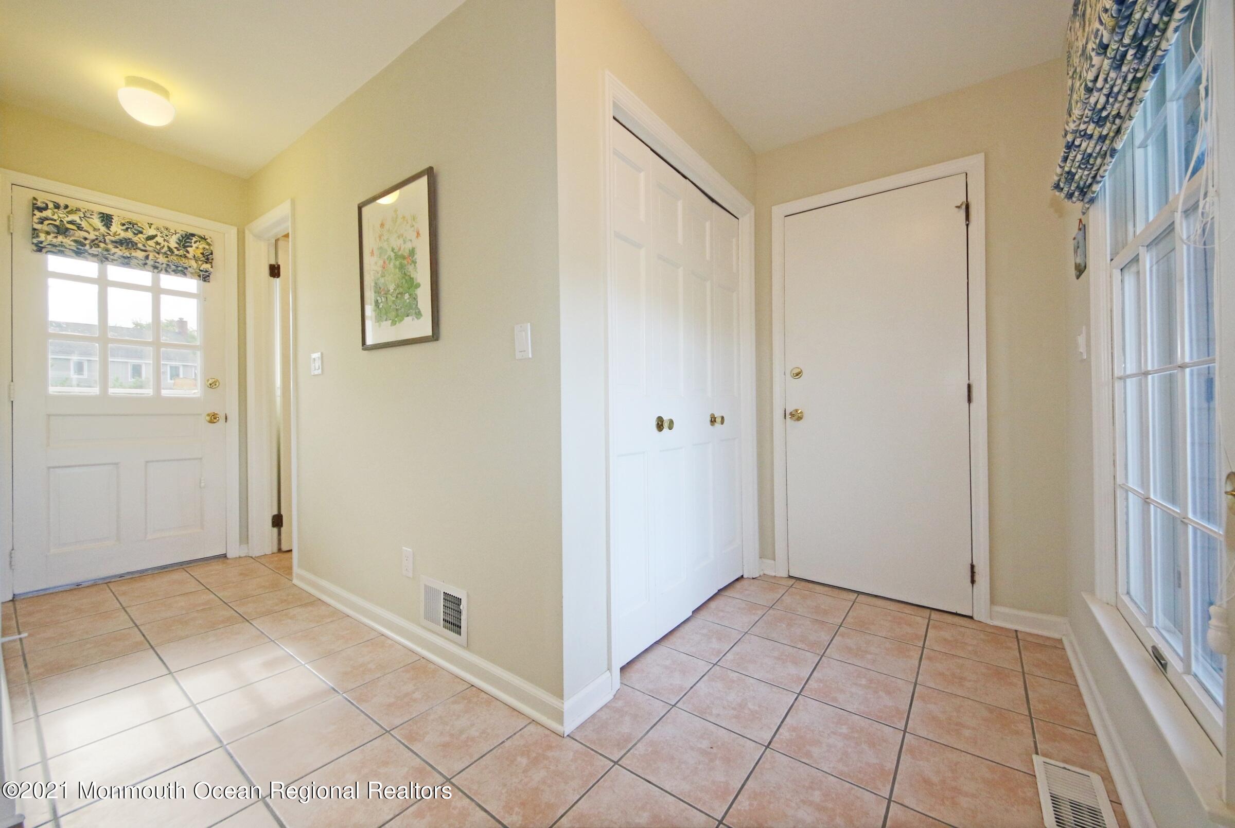 96 Lippincott Road Little Silver, NJ 07739 - Photo 51 of 61 Mud Room