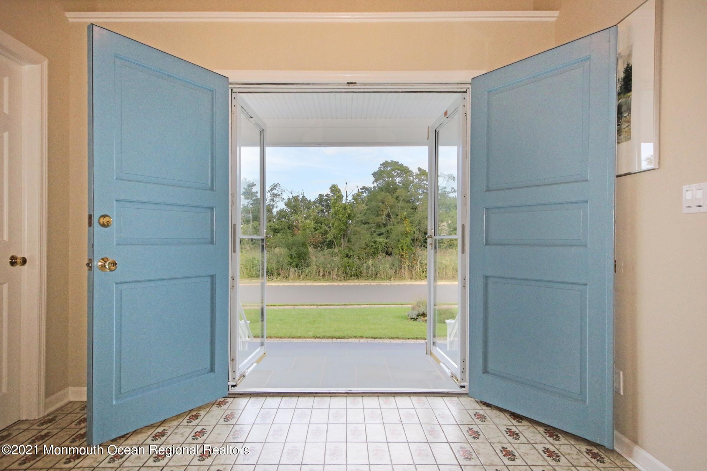 96 Lippincott Road Little Silver, NJ 07739 - Photo 9 of 61 Double-door entry