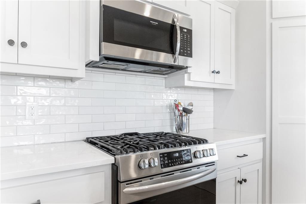 3116 Southwest Arbor Tree Drive Lee's Summit, MO 64082 - Photo 11 of 23