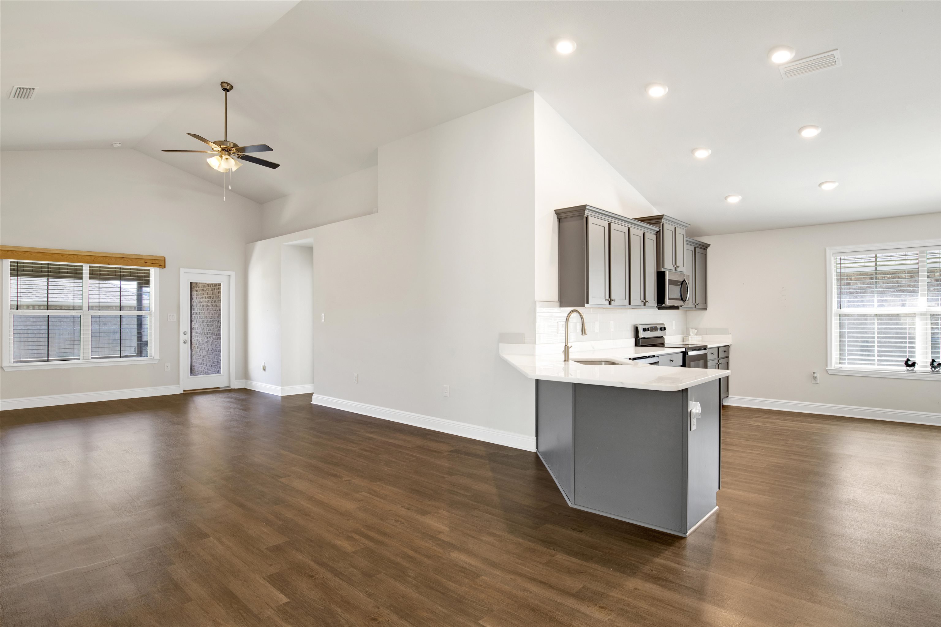 22462 Respite Lane Foley, AL 36535 - Photo 4 of 22 Kitchen
