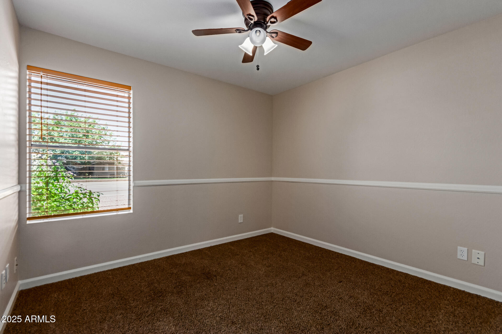 137 West Wagoner Road Phoenix, AZ 85023 - Photo 21 of 30 Bed 2