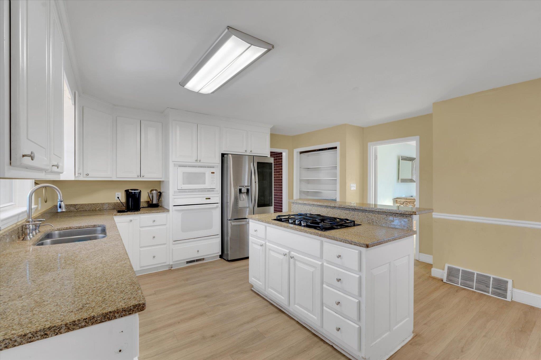 2687 Stagecoach Road Laurens, SC 29360 - Photo 12 of 44