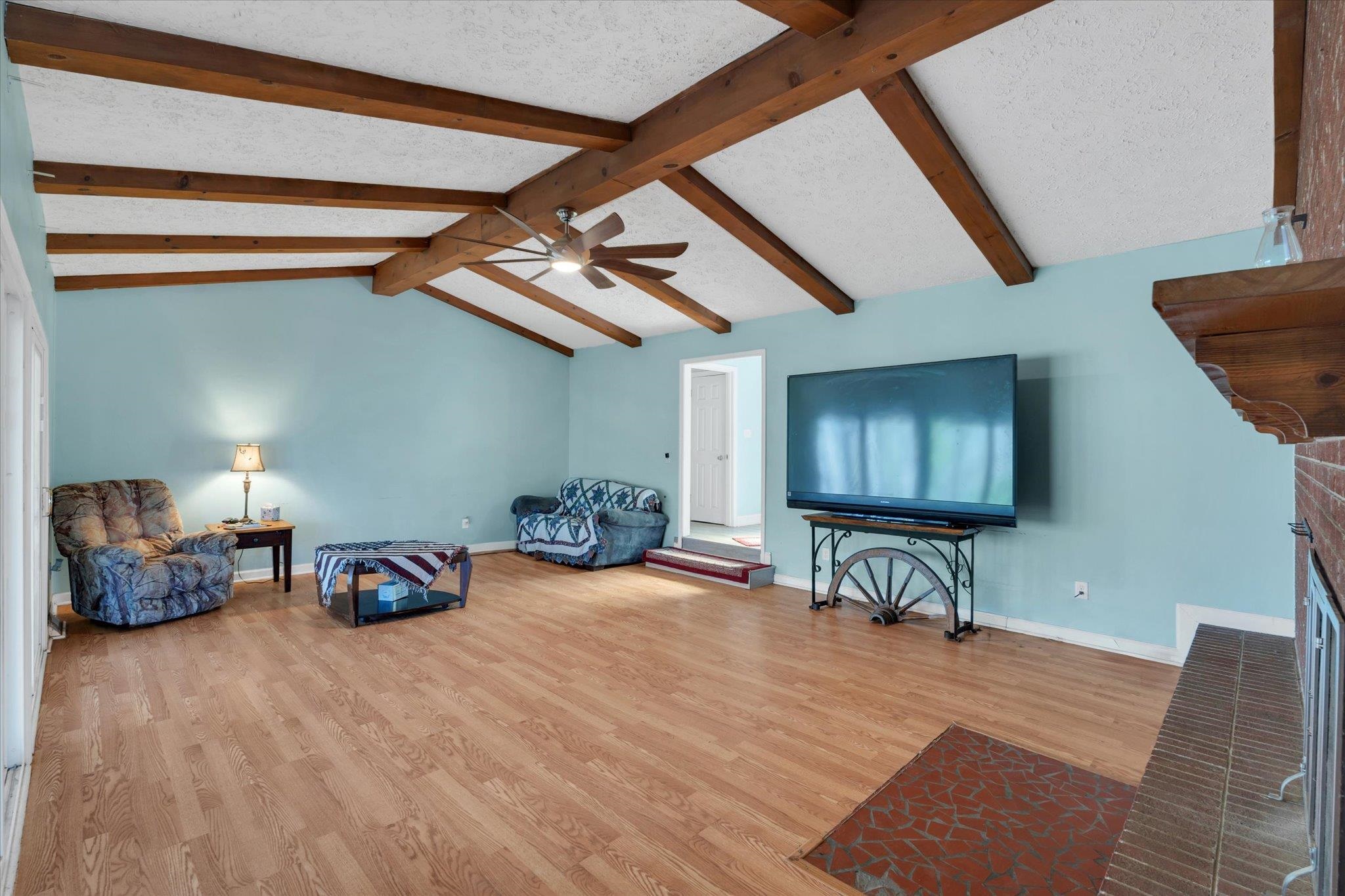 2687 Stagecoach Road Laurens, SC 29360 - Photo 5 of 44