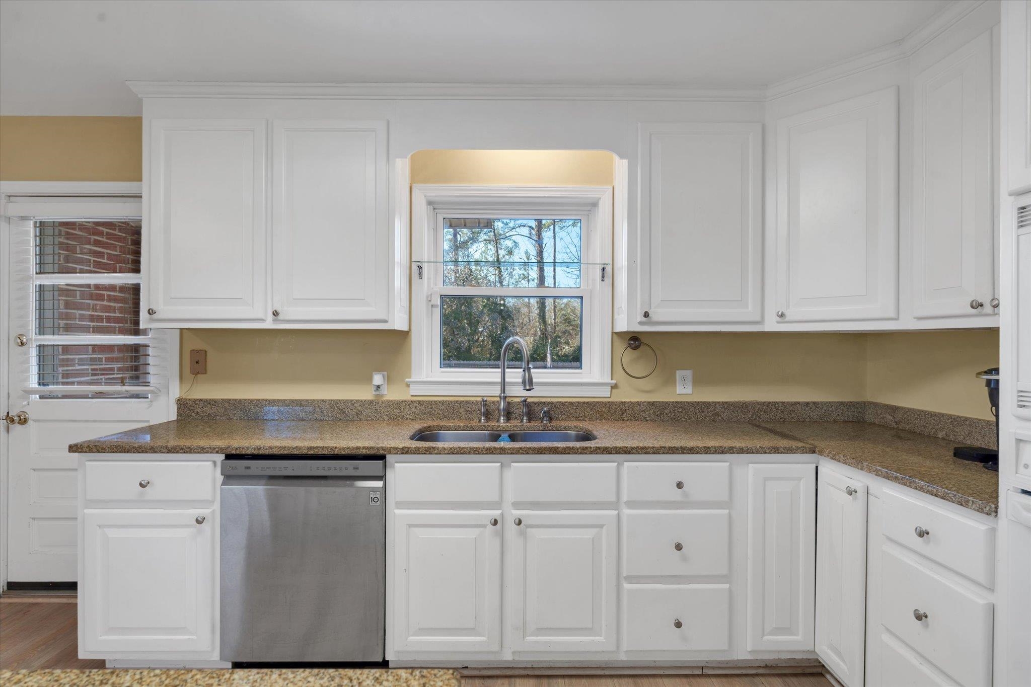 2687 Stagecoach Road Laurens, SC 29360 - Photo 9 of 44