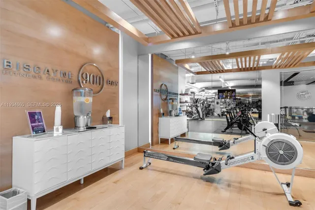 $995,000 | 900 Biscayne Boulevard, Unit 2312, Miami, FL 33132
