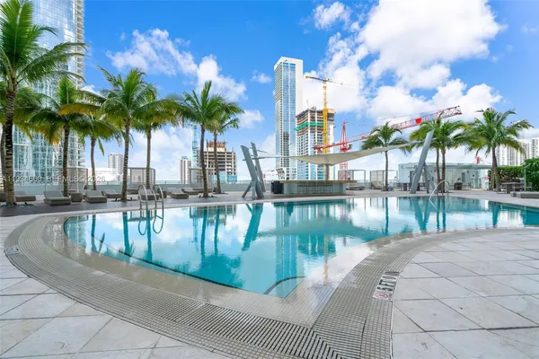 $995,000 | 900 Biscayne Boulevard, Unit 2312, Miami, FL 33132