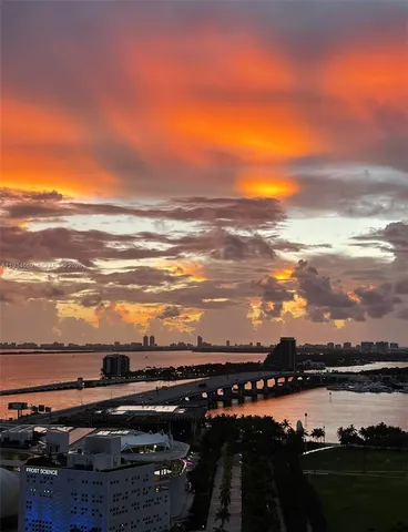 $995,000 | 900 Biscayne Boulevard, Unit 2312, Miami, FL 33132