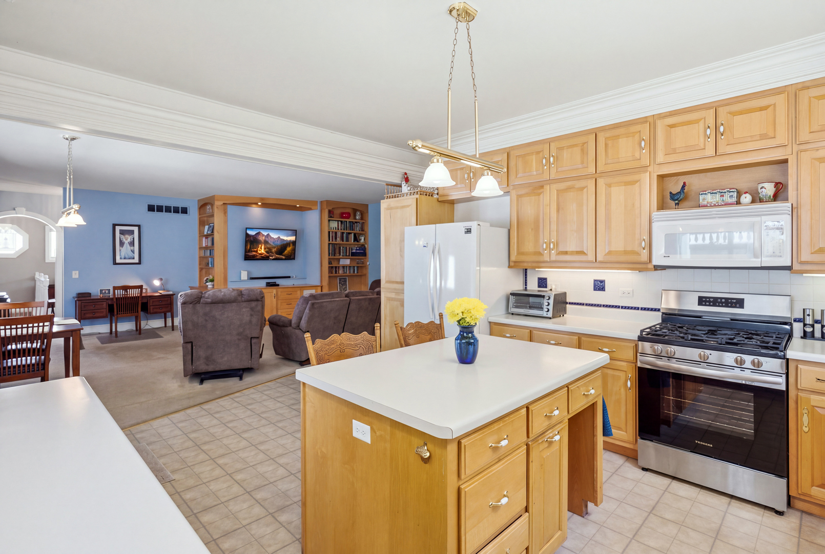 2001 Red Barn Road Woodstock, IL 60098 - Photo 7 of 44 Gallery Image 7
