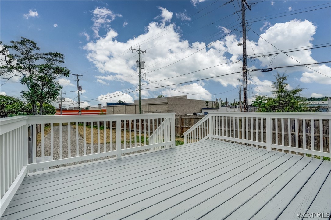 811 Overbrook Road Richmond, VA 23222 - Photo 46 of 50 View of wooden terrace