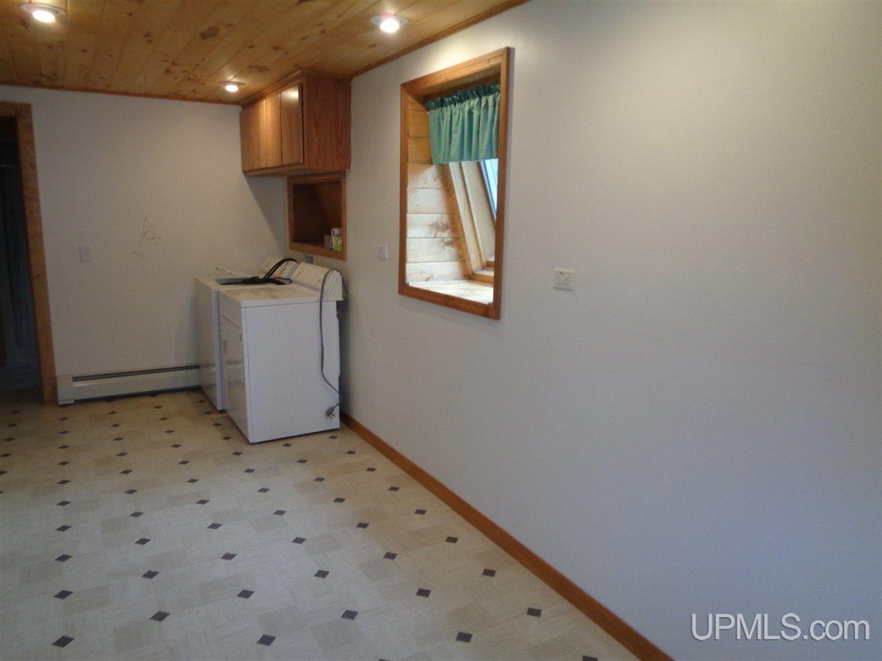 27076 East Grosse Pointe Shr Road Hancock, MI 49930 - Photo 13 of 20 Gallery Image 13