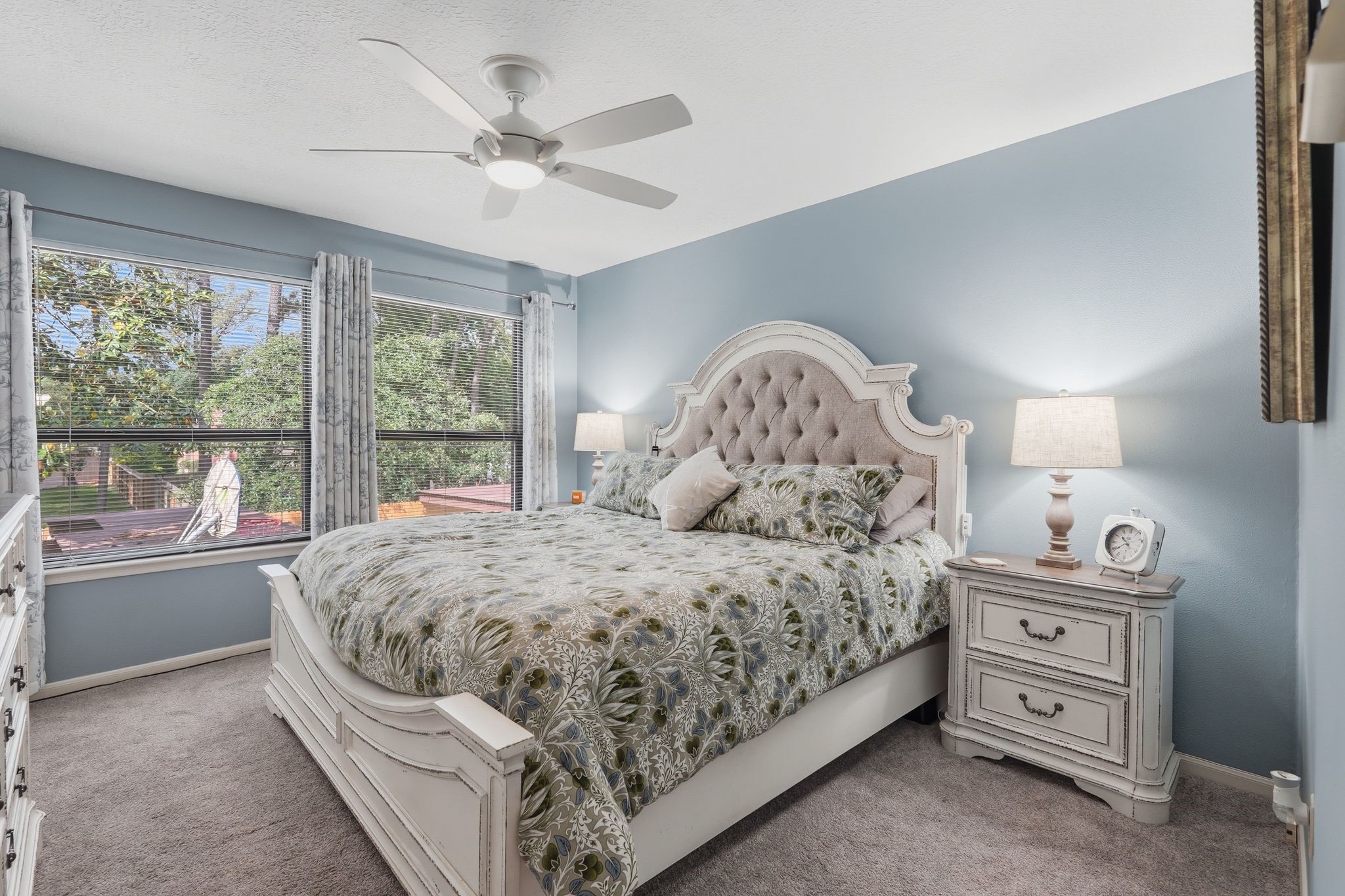 15007 Benfer Road Houston, TX 77069 - Photo 26 of 42 All of the bedrooms can fit a Queen or King bed!