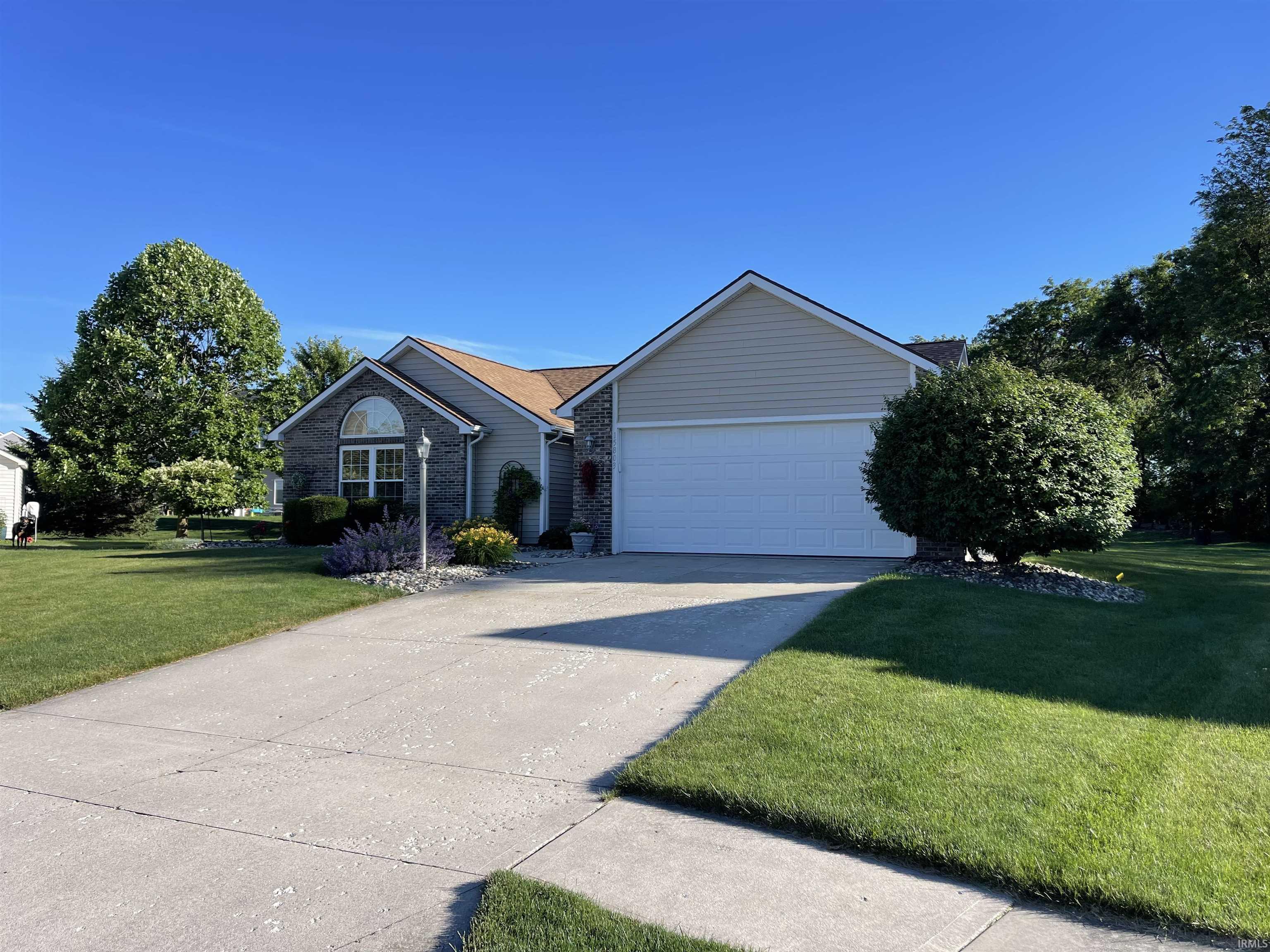 15803 Timberwillow Drive Huntertown, IN 46748 - Photo 12 of 25