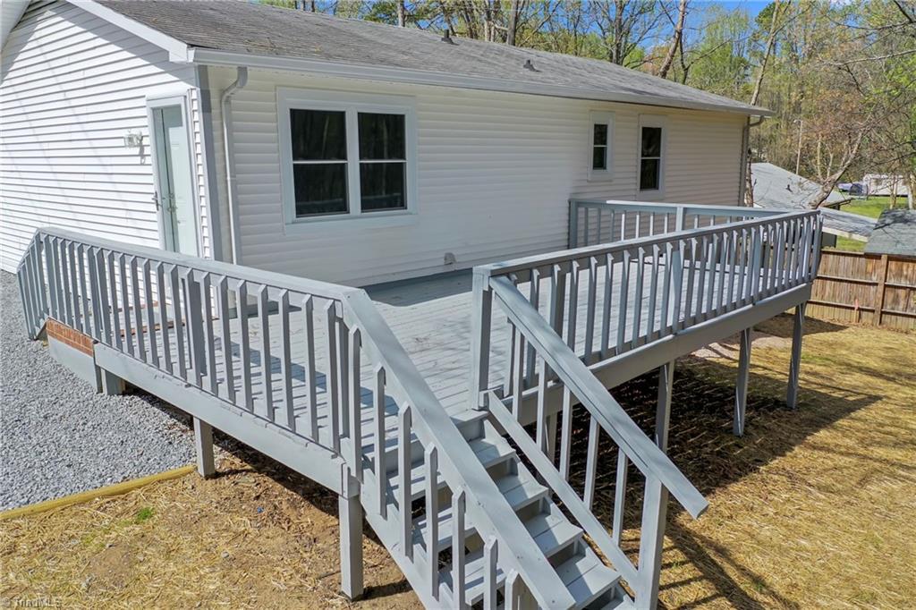 157 Spring Garden Circle High Point, NC 27260 - Photo 31 of 41