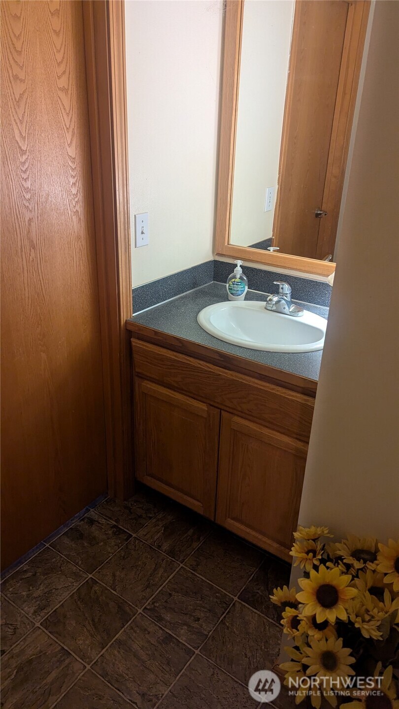 3292 South Pass Road Everson, WA 98247 - Photo 18 of 30