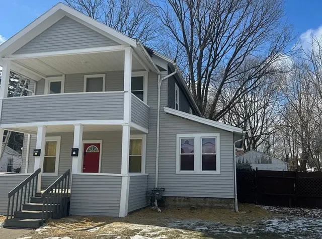 $1,200 | 404 Exchange Avenue, Unit 2, Endicott, NY 13760