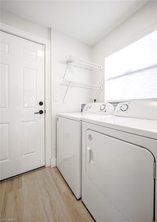 662 Lambton Lane Naples, FL 34104 - Photo 14 of 18