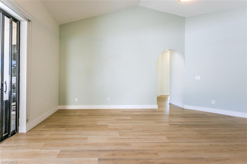 662 Lambton Lane Naples, FL 34104 - Photo 6 of 18