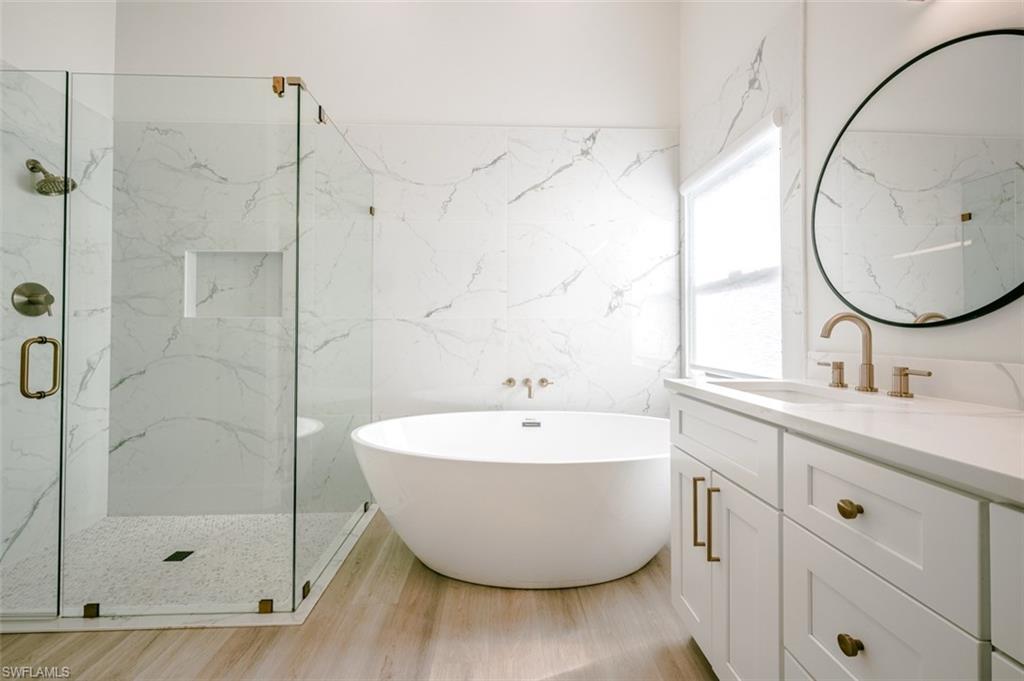 662 Lambton Lane Naples, FL 34104 - Photo 7 of 18